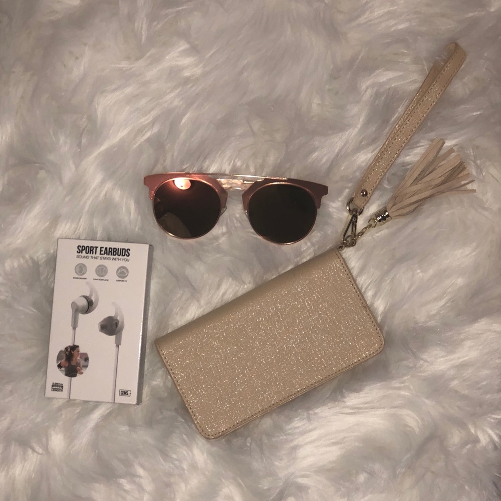 Wristlet